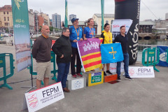 m40f-en-podiun